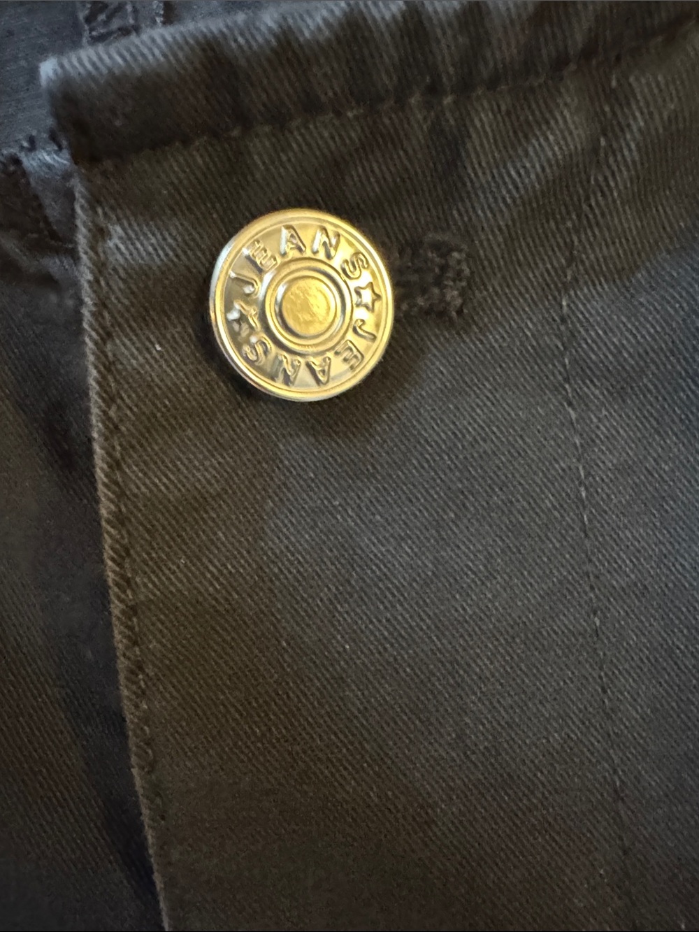 Sleeveless Black Jumpsuit with Front Buttons and utility pockets - Picture 12 of 12